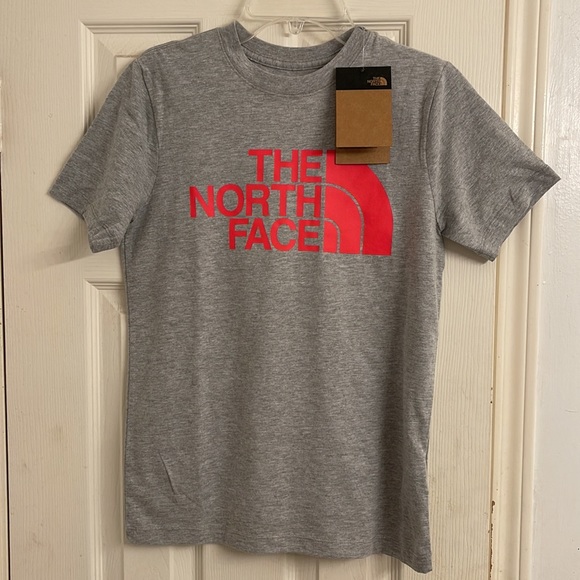 The North Face Women’s Shirt - Picture 2 of 5